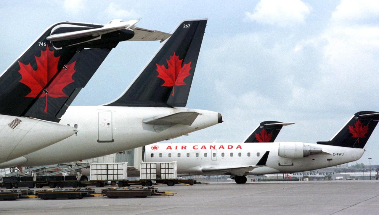 Halifax airport plane crash